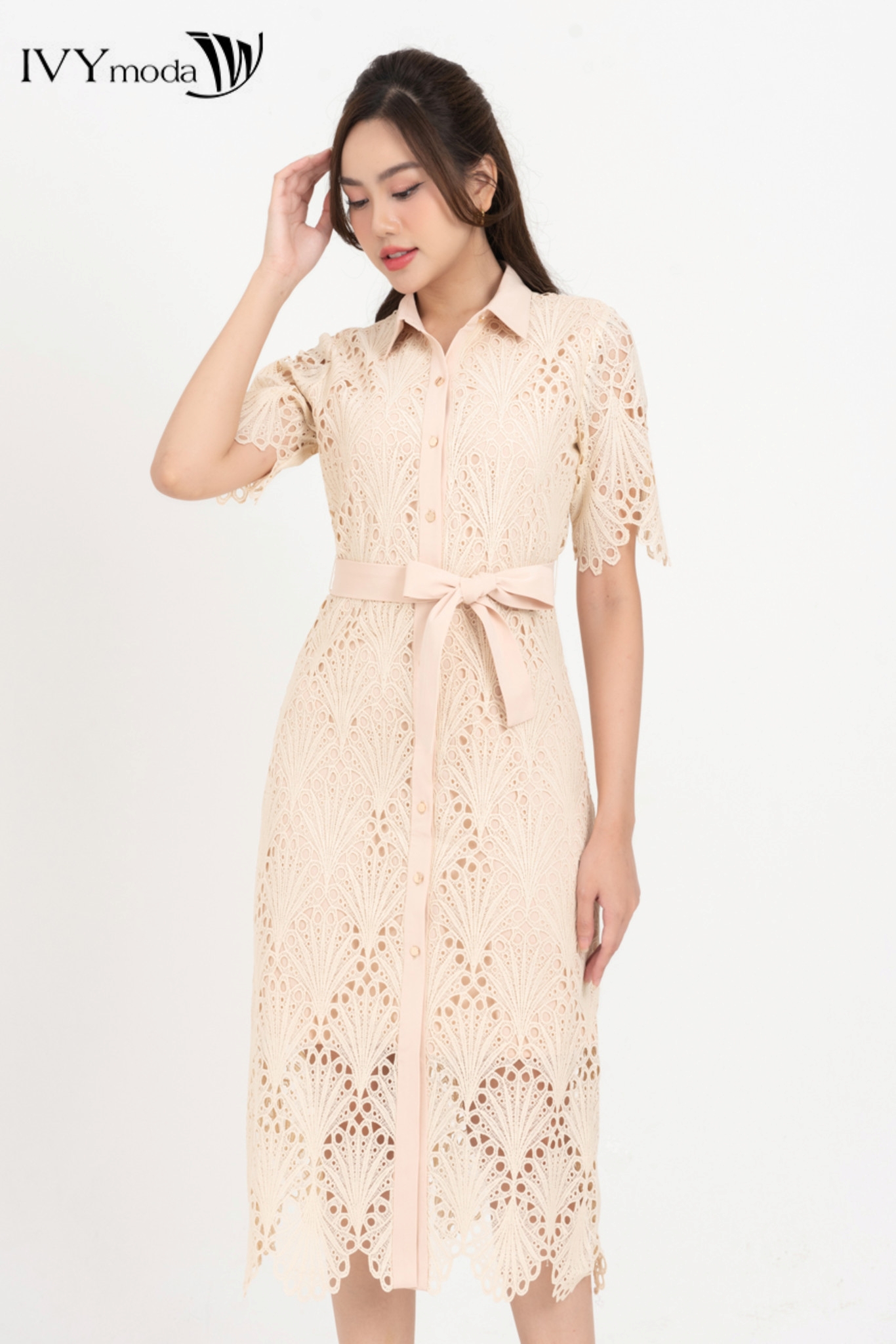 Đầm ren phối đai nơ IVY moda MS 48M8331