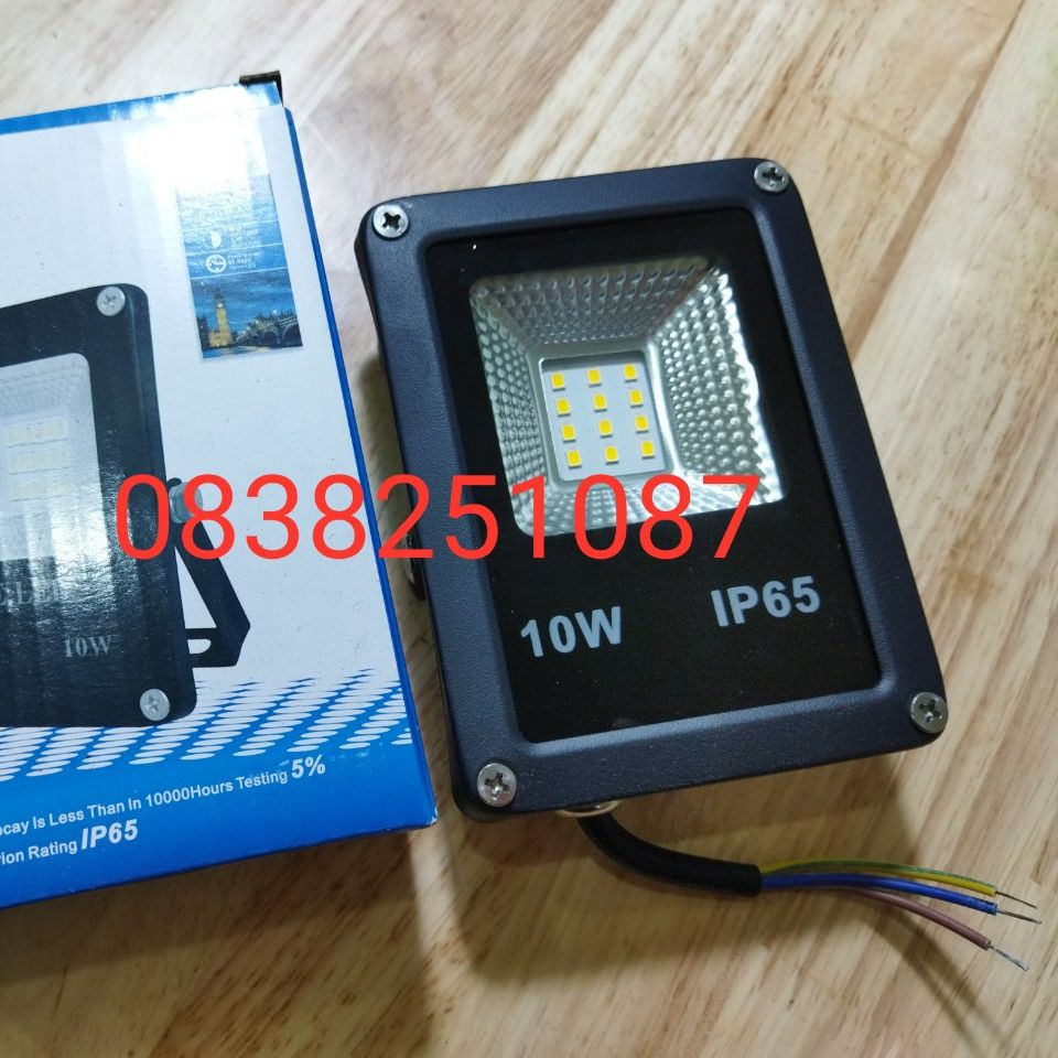 Đèn pha led 10w chiếu sáng sân vườn bảng hiệu chống nước