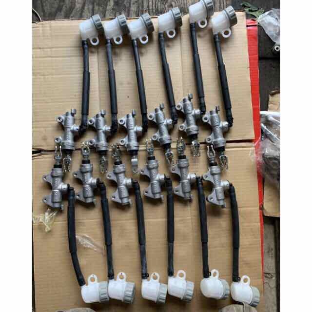 Pen đạp thắng sau  gắn ex135