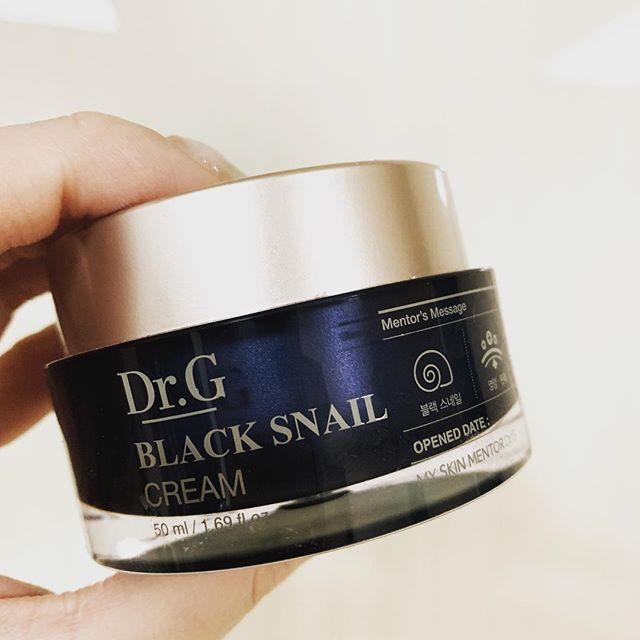 Kem Dưỡng Trắng Da Dr.g BLACK SNAIL CREAM