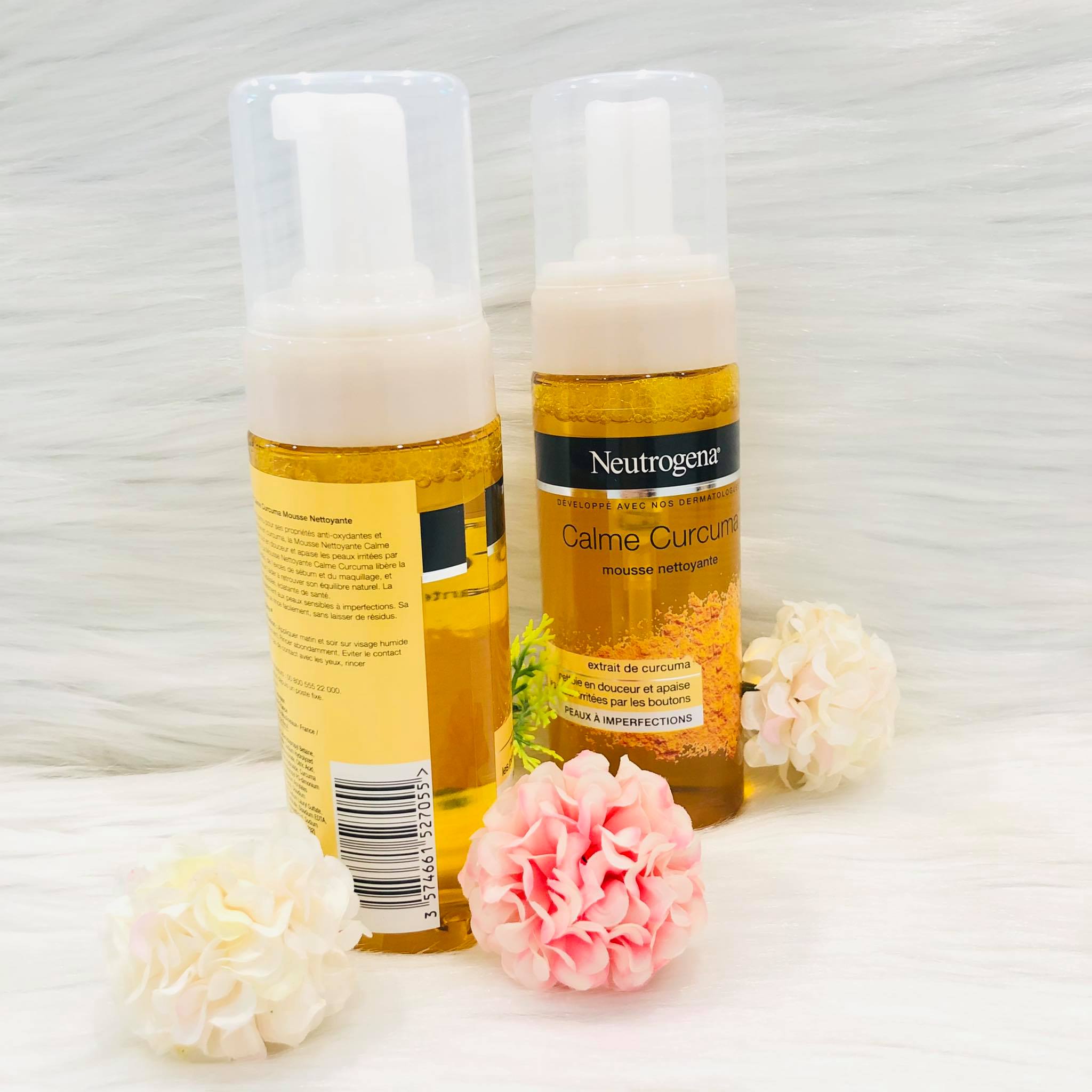 Sữa Rửa Mặt Nghệ Neutrogena Calme Curcuma 150ml