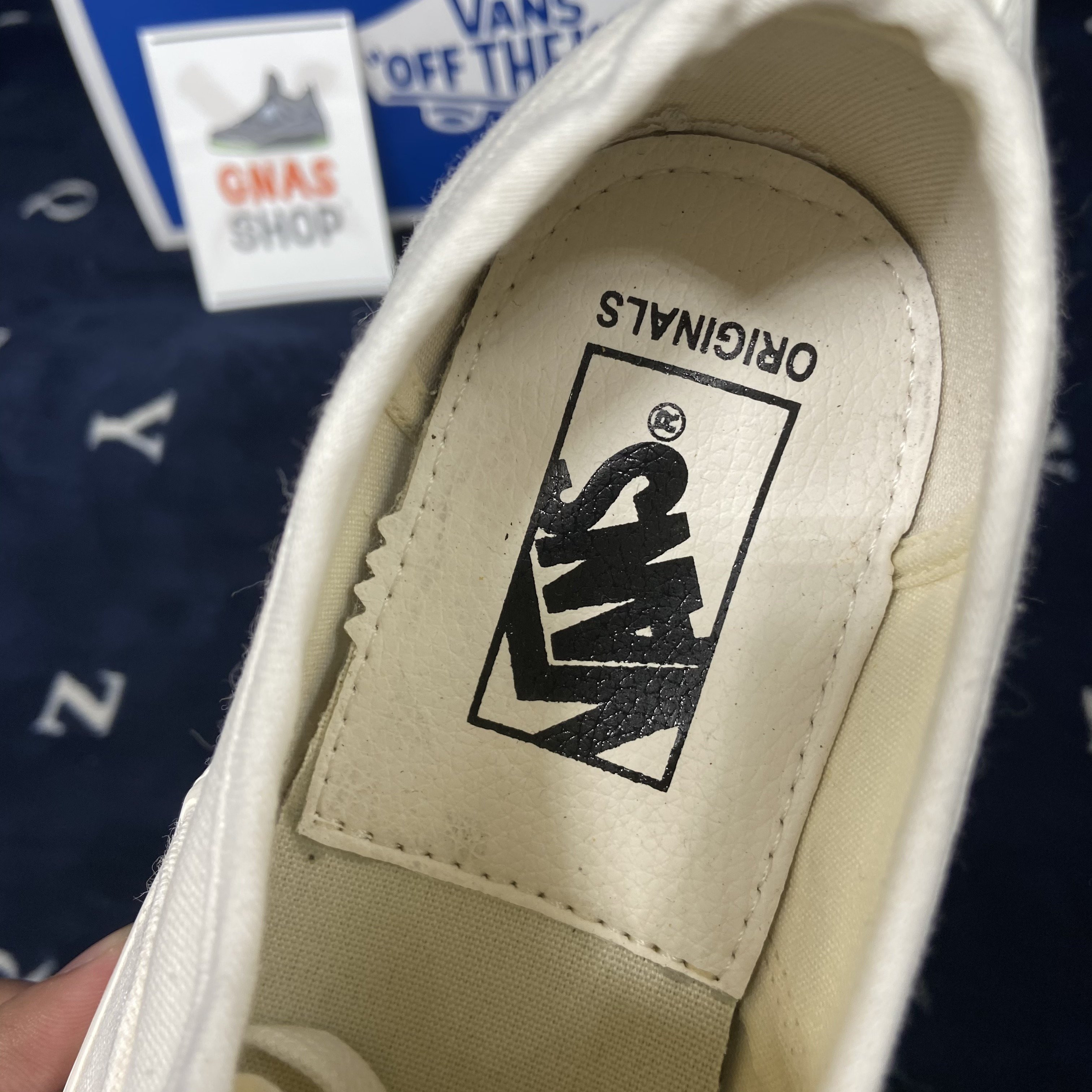 [HCM]Giày Vans Vault Classic Trắng [Chuẩn 11 - full box tag bill]