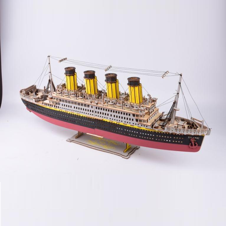 Đồ chơi lắp ráp gỗ 3D Mô hình Tàu Titanic Laser
