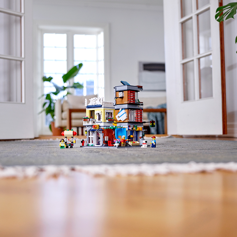 Lego Creator -  Cửa hàng Café thú cưng
