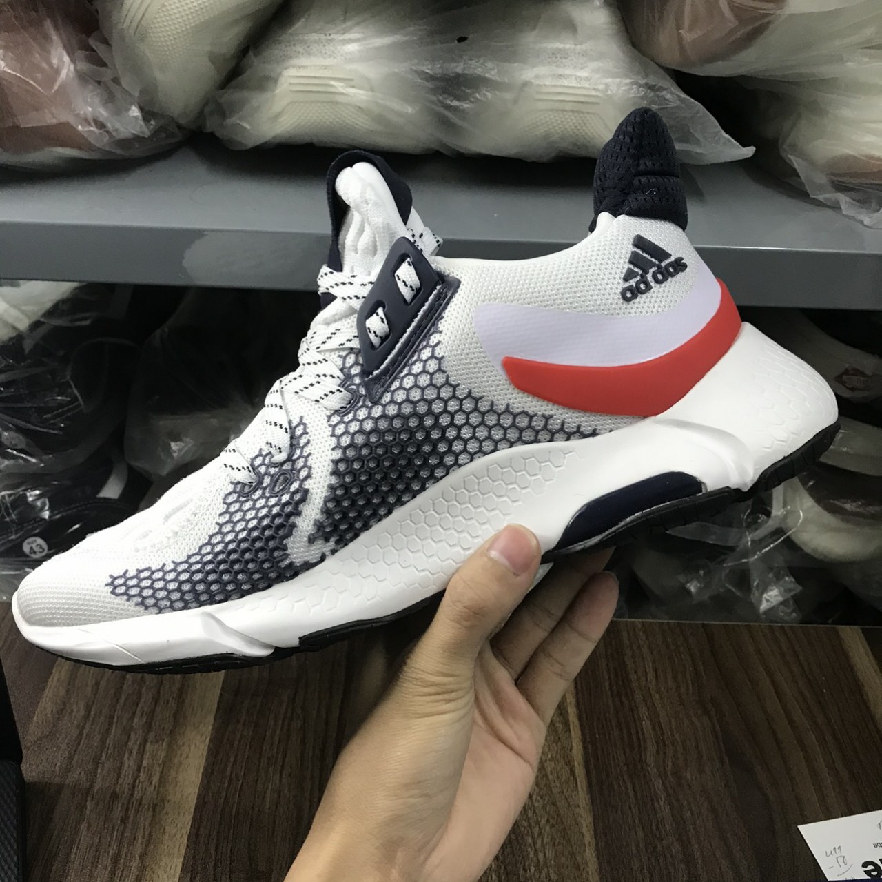 giày thể thao nam nữ adida alphabouce đỏ