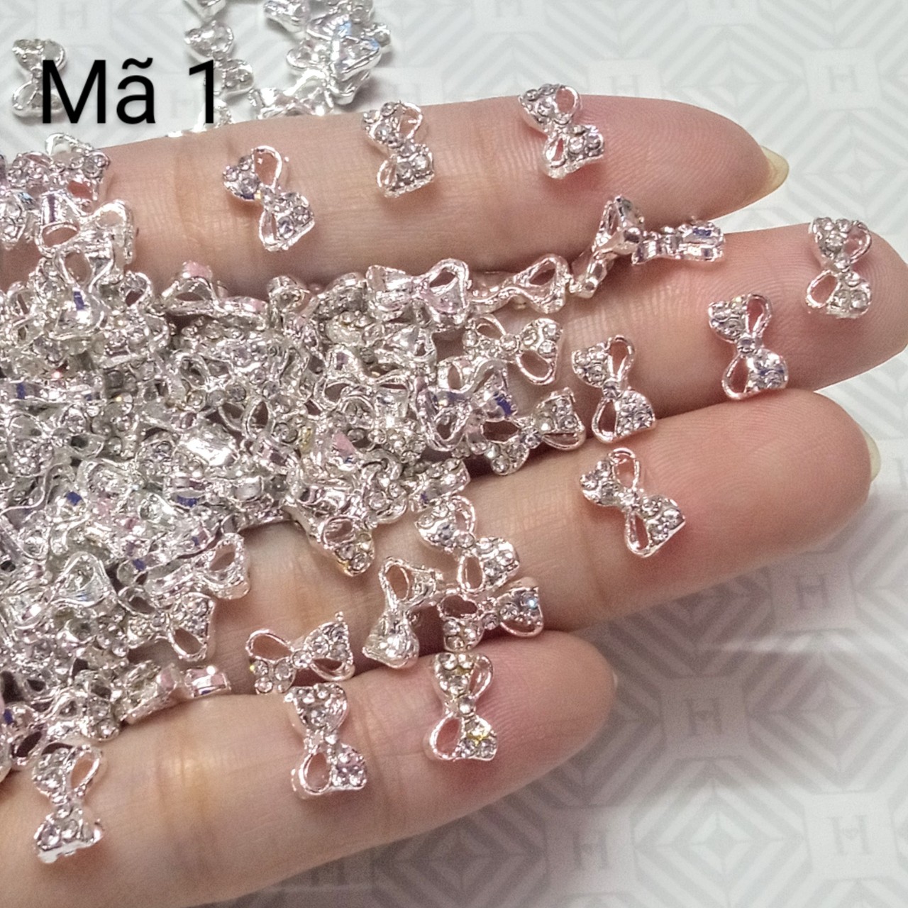 CHARM NƠ - CHARM TRANG TRÍ NAIL
