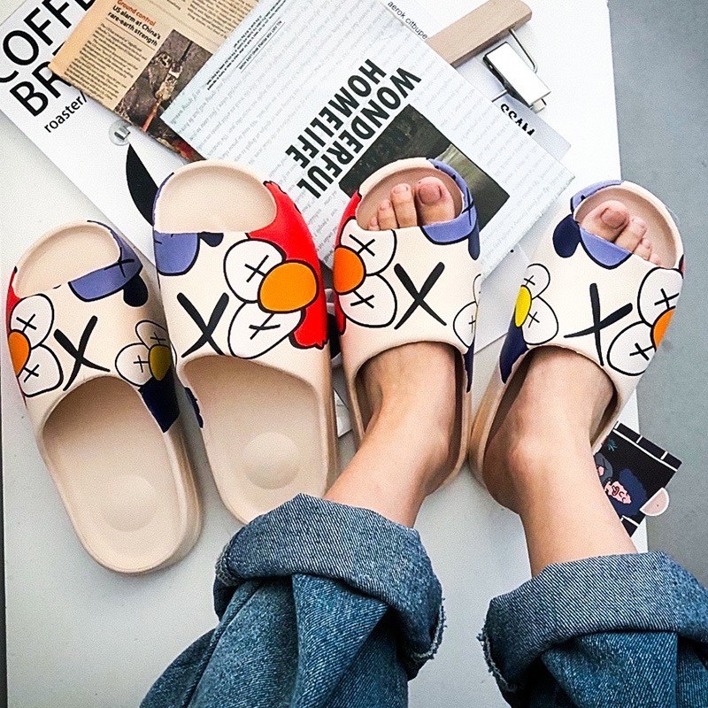 [HCM]Dép Nữ YZ Slide kaws siêu hót