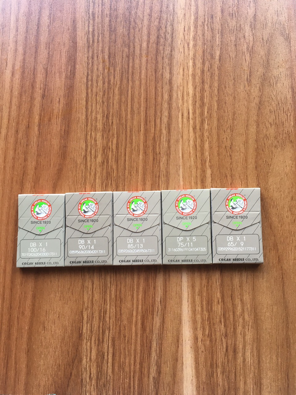 Kim công nghiệp DB*1 có nhiều size số 9,11,13,14,16,18 vỉ 10 cây kim