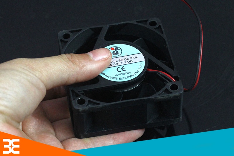 Quạt tản nhiệt 6x6x2.5cm 12vdc