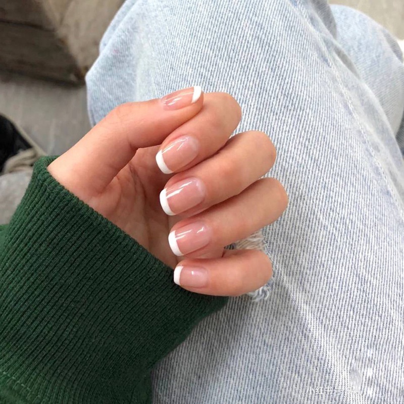 Set 24 Móng Tay Giả Kèm 24 Miếng Keo Dán
