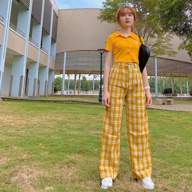 Quần ống rộng kẻ caro khuy giữa