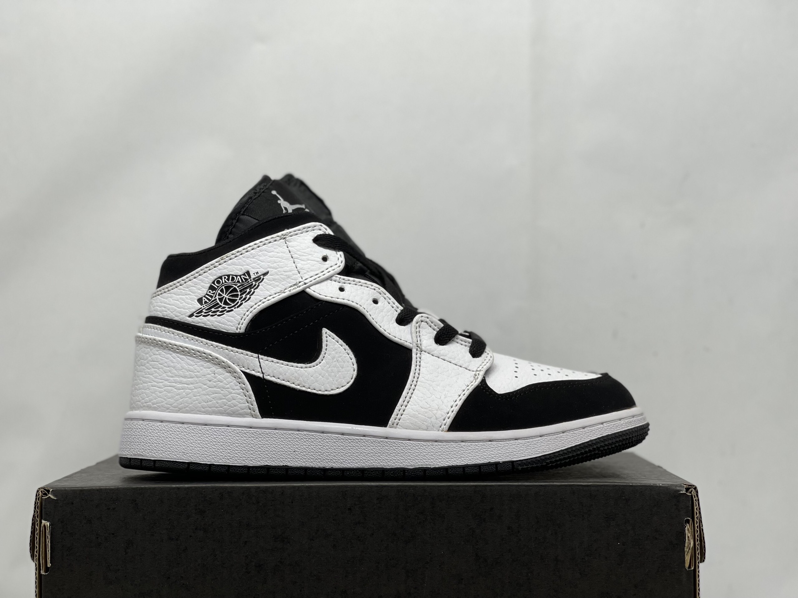 Giày jordan panda Trắng Đen cổ cao,Giày Sneaker Nam Nữ PDTD083