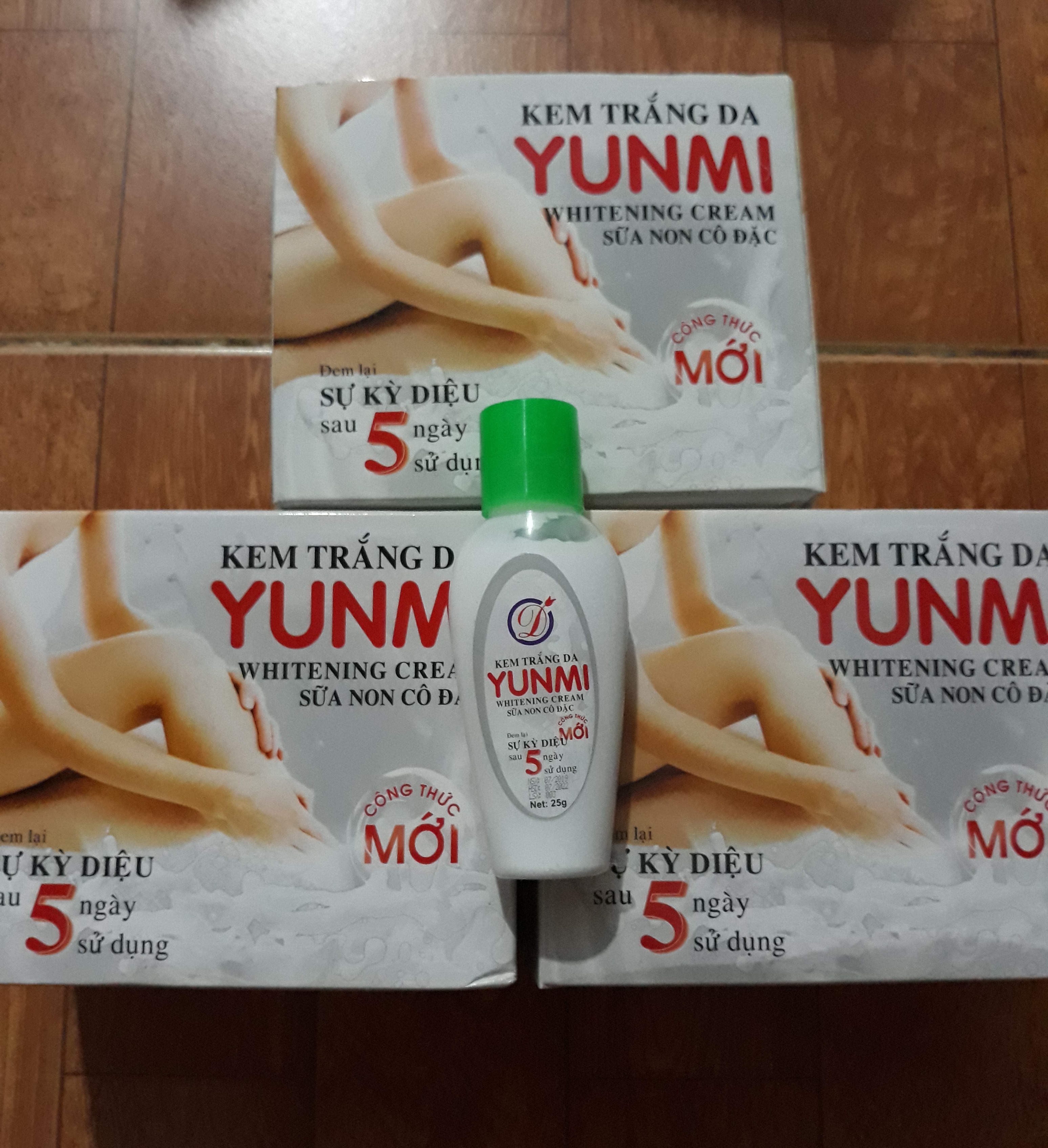 sỉ lốc 12 hộp kem Yunmi