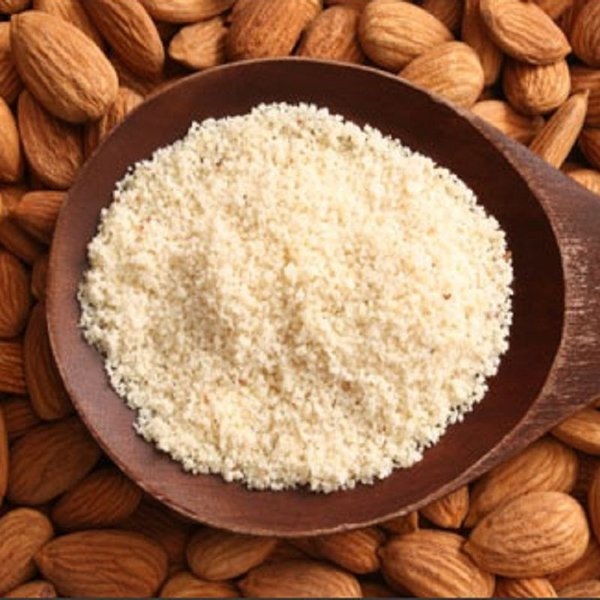 Hạnh nhân bột (chia lẻ từ thùng 11.34kg)