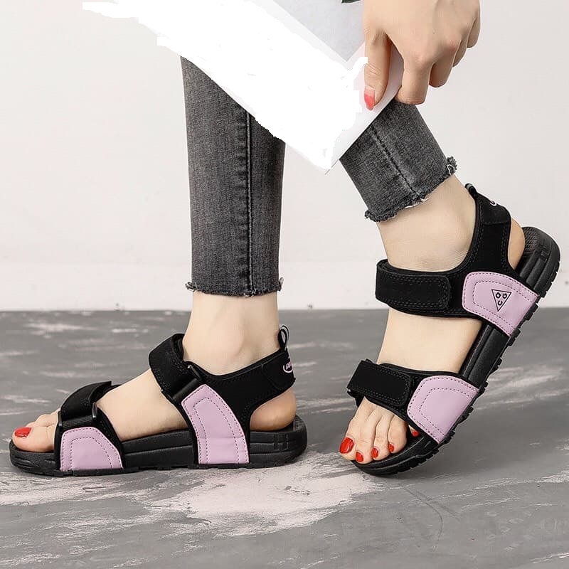 Sandal nam nữ hot trend 2021