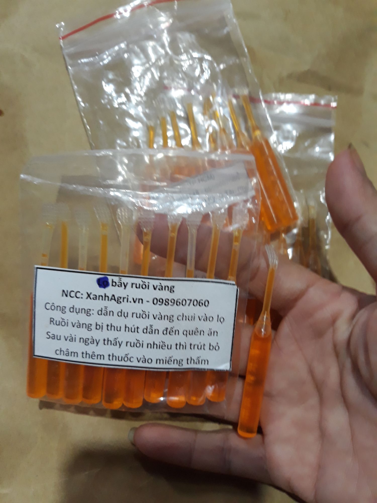 [HCM]Chất dẫn dụ Ruồi vàng combo 20 ống tặng 1 ống