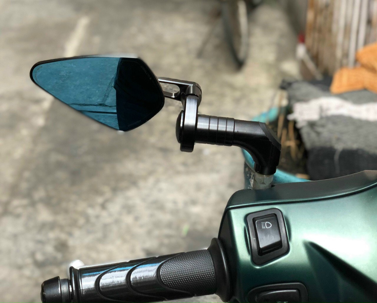 Gương Xe Máy Mview Moto Gadget Lá Nhỏ Chân Kính V1 Lắp Mọi Loại Xe