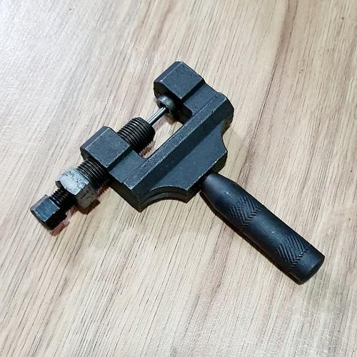 Cảo Tháo Mắt Sên Xe Gắn Máy Chất Liệu Thép Màu Đen Dụng Cụ Rất Cần Thiết Và Phổ Biến Cho Bạn Sửa Sên Xe