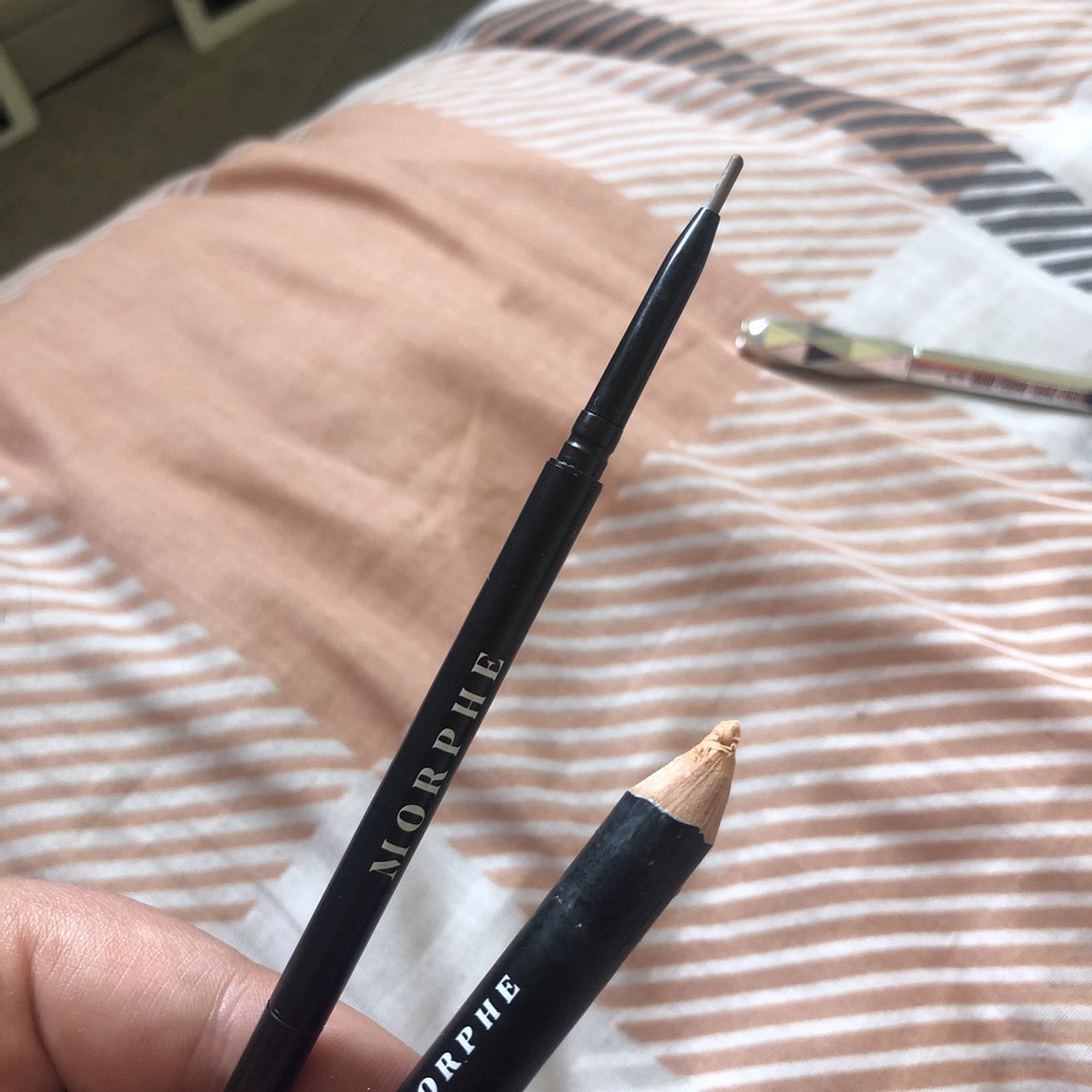 CHÌ KẺ MÀY PHẨY SỢI MORPHE MICRO BROWN PENCIL