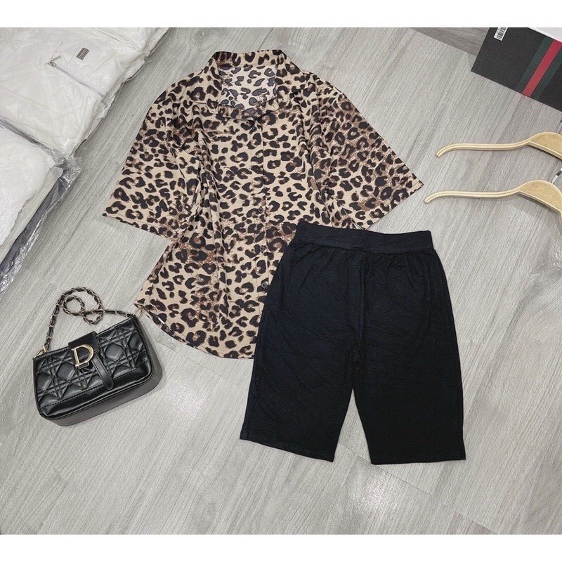 Áo sơ mi nữ cổ bẻ form rộng họa tiết beo, ngựa vằn, chất vảo kate lụa, Free size.