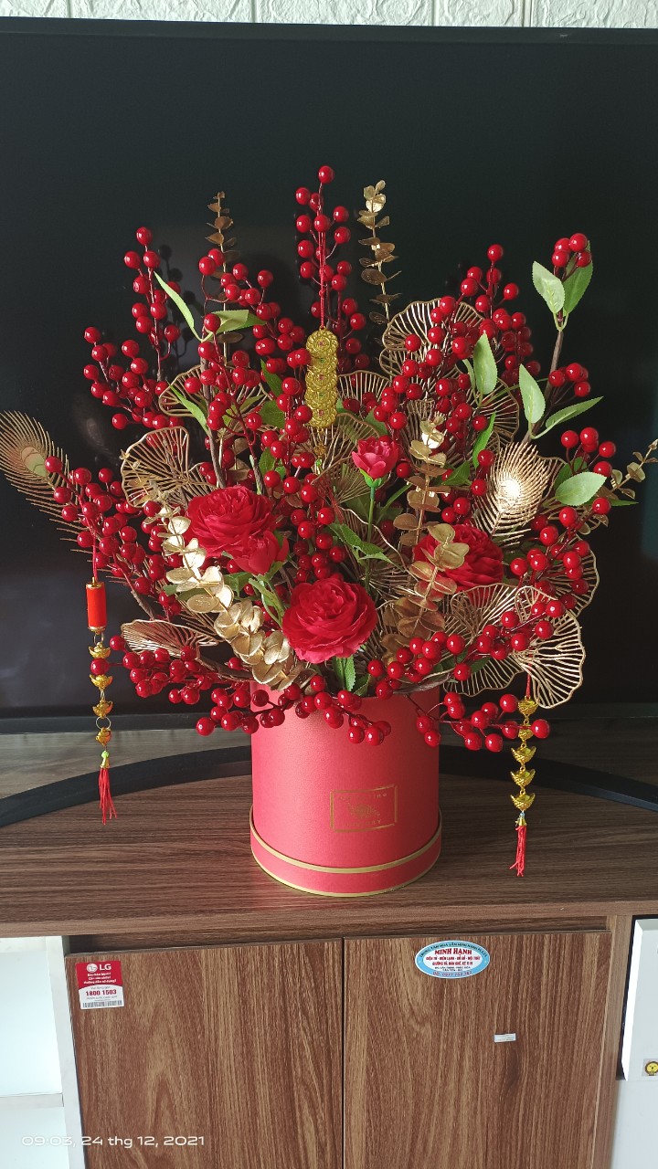 Bình hoa đào đông đón Tết