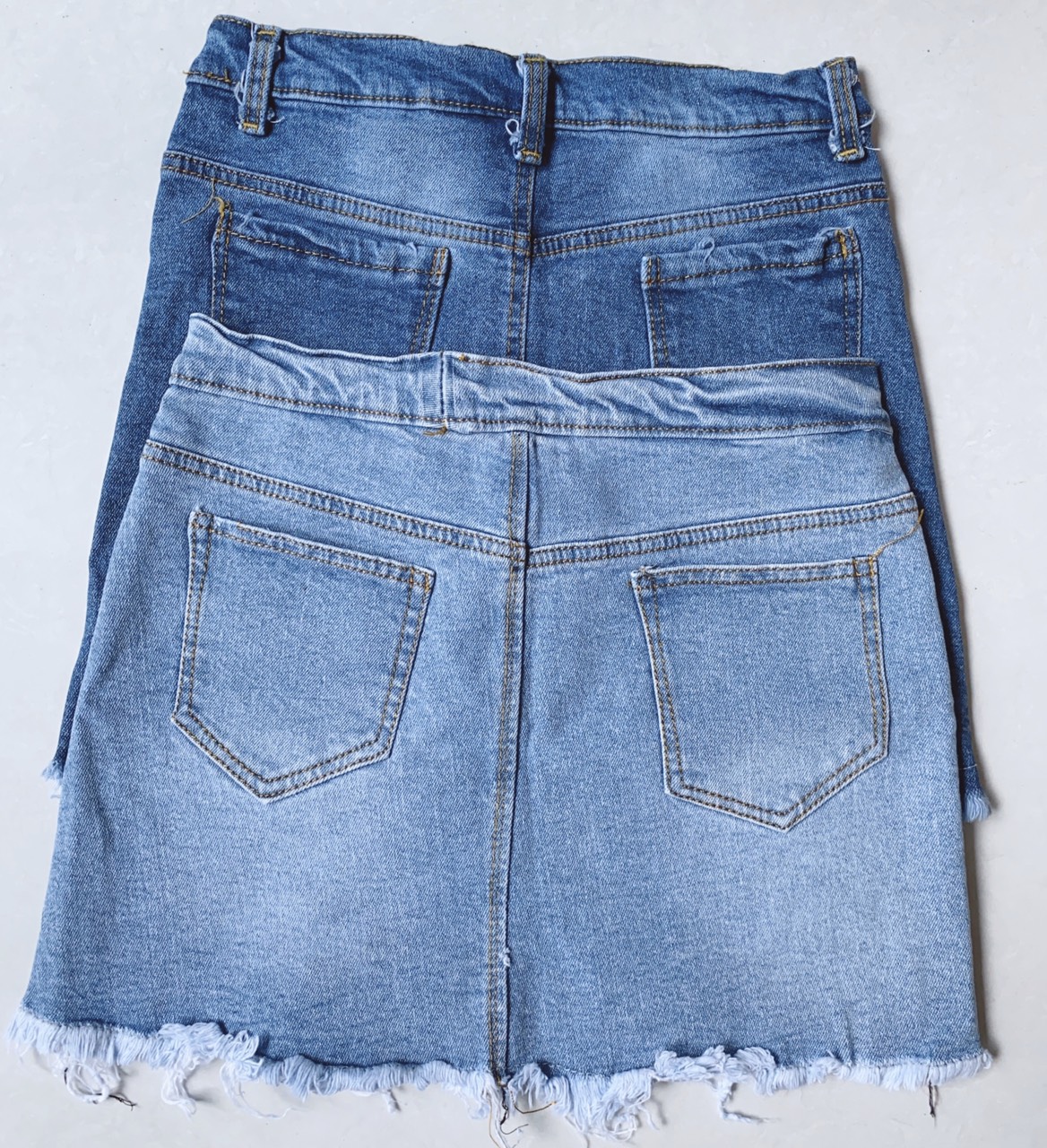 [HCM]Chân váy jean co giãn nhẹ size M L XL (2 màu)