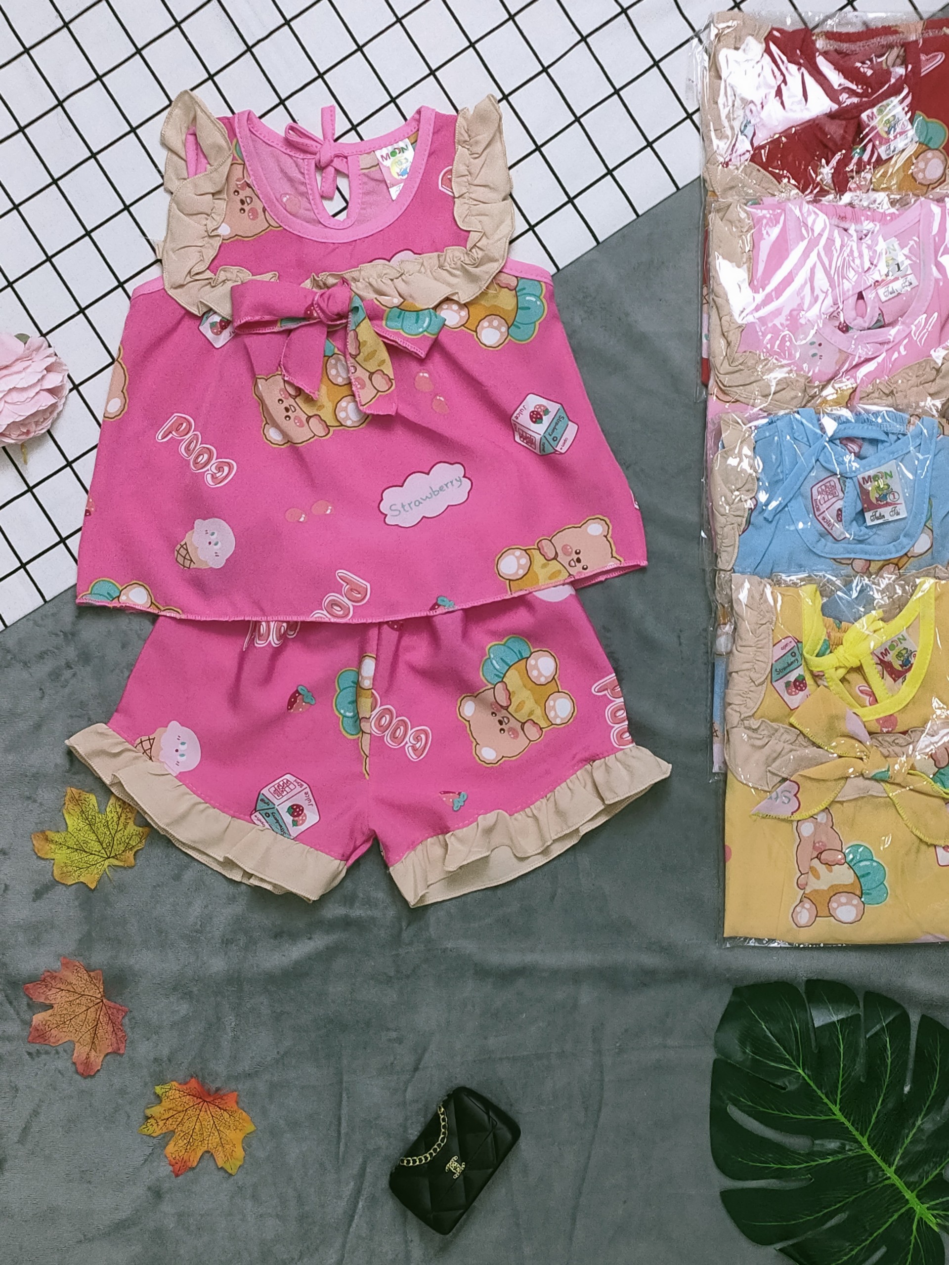 Bộ Lụa Sát Nách Phối Viền Bé (6-18kg) (giao màu ngẫu nhiên)