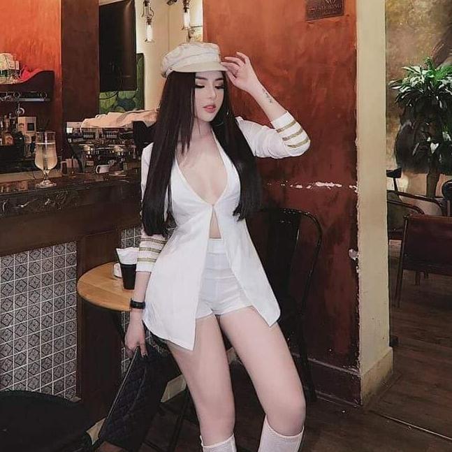 Sét áo vest tay phối kèm bra quần short