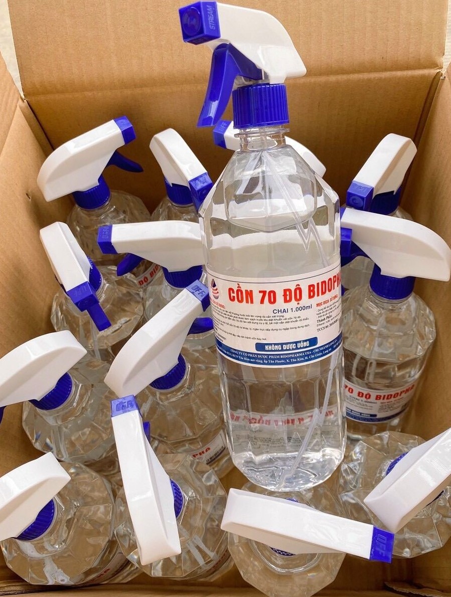 Cồn 70 độ BIDOPHA PHARMA (chai 1000ml có vòi xịt)