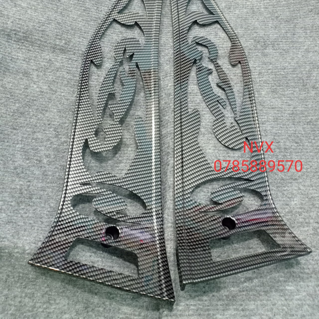 GÁC CHÂN TRƯỚC XE NVX CARBON