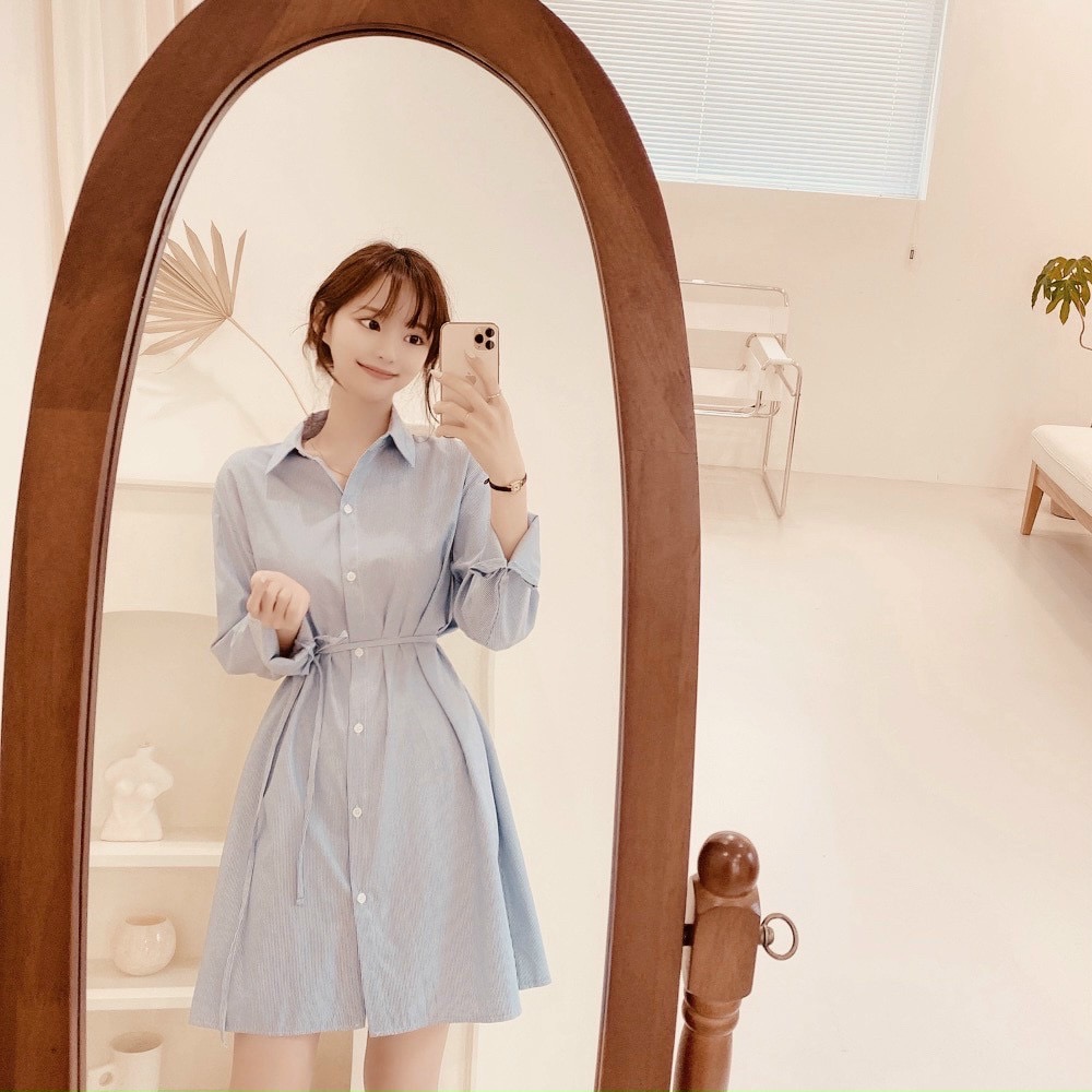 Đầm sơ mi xoè sọc đen