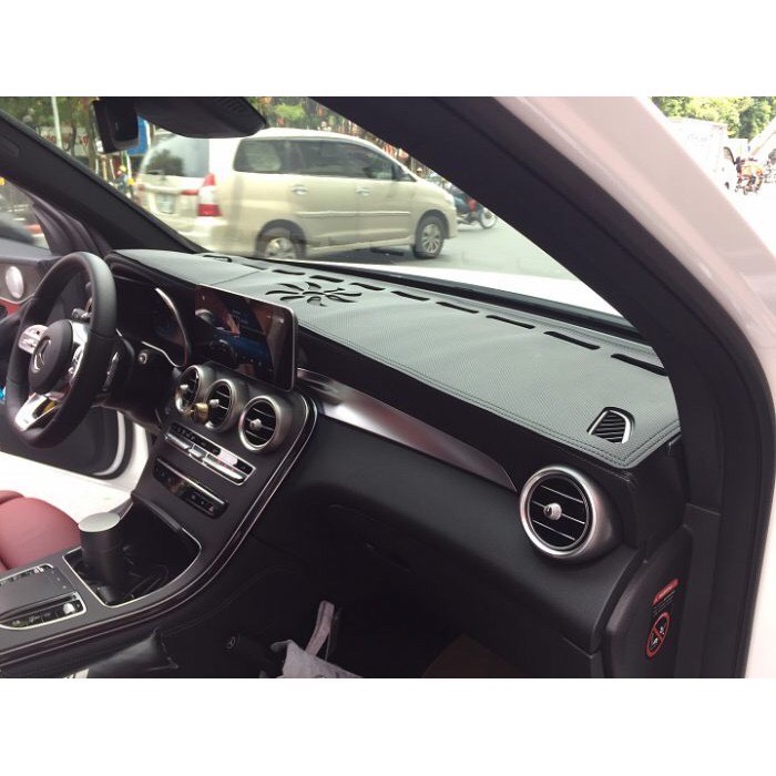 Thảm taplo da vân carbon cao cấp mercedes c200/250/300