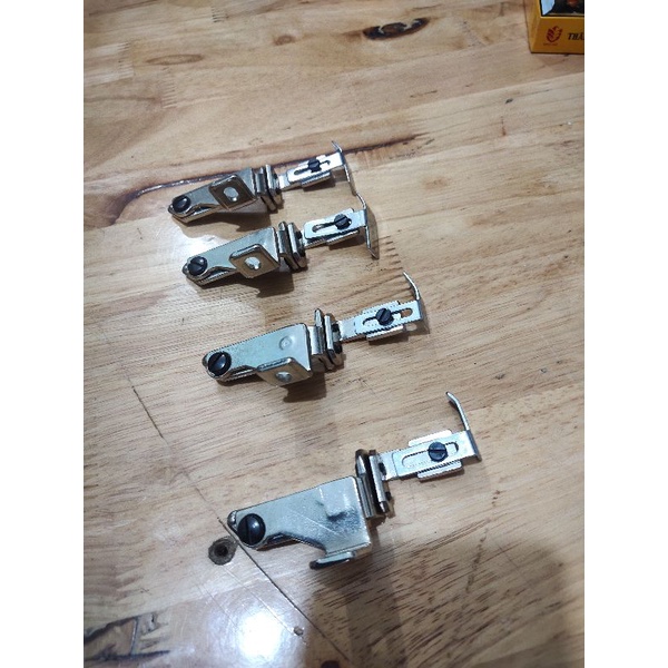 càng gắn cữ vắt sổ