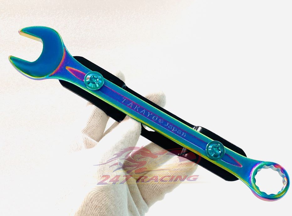 Combo Bảng tên Khóa Cờ Lê TITAN tặng kèm 2 ốc GR5 titan và pas sắt gắn nhiều loại xe máy Sirius,Exciter,Sonic,Winner,Wave,Dream,Satria,Raider....