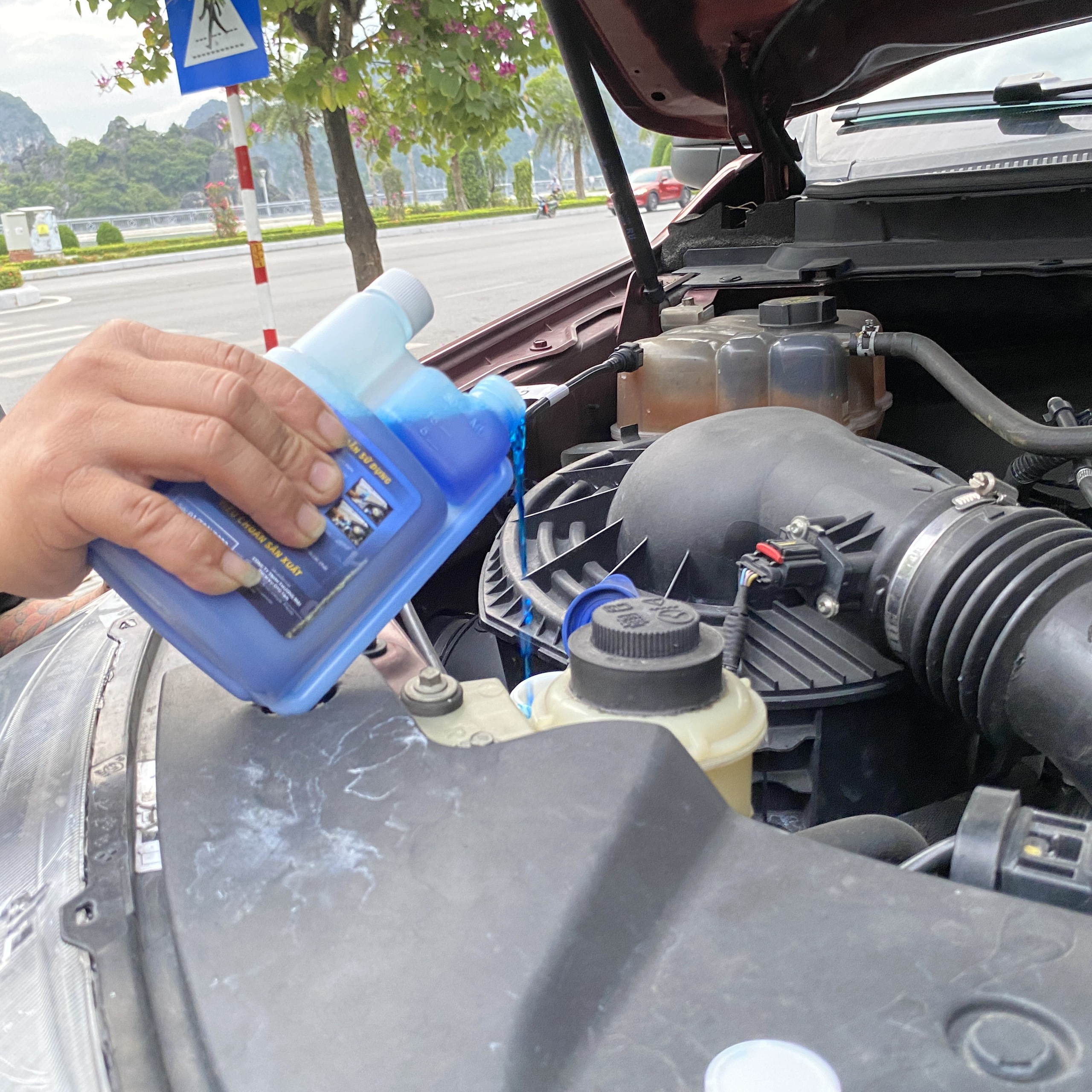 Nước Rửa Kính Ô Tô QACHI