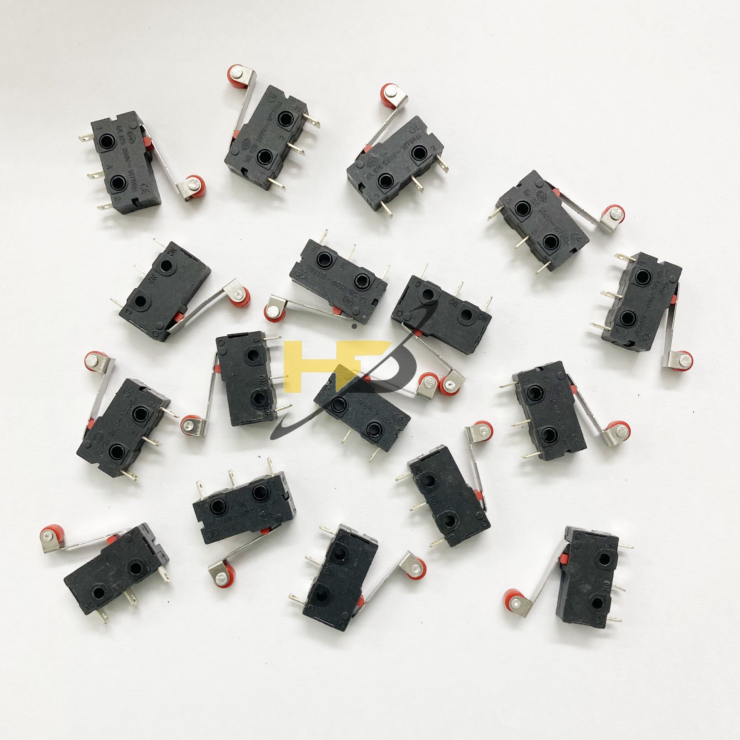 Set 3 công tắc hành trình kw12 5a 250v, contact có bánh xe nhựa mini