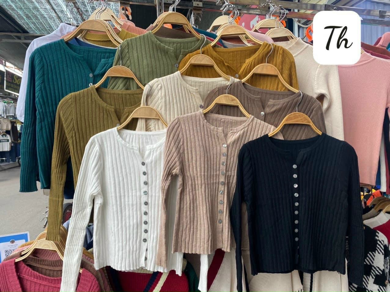 Áo len tăm 11 khuy hottrend dáng ôm