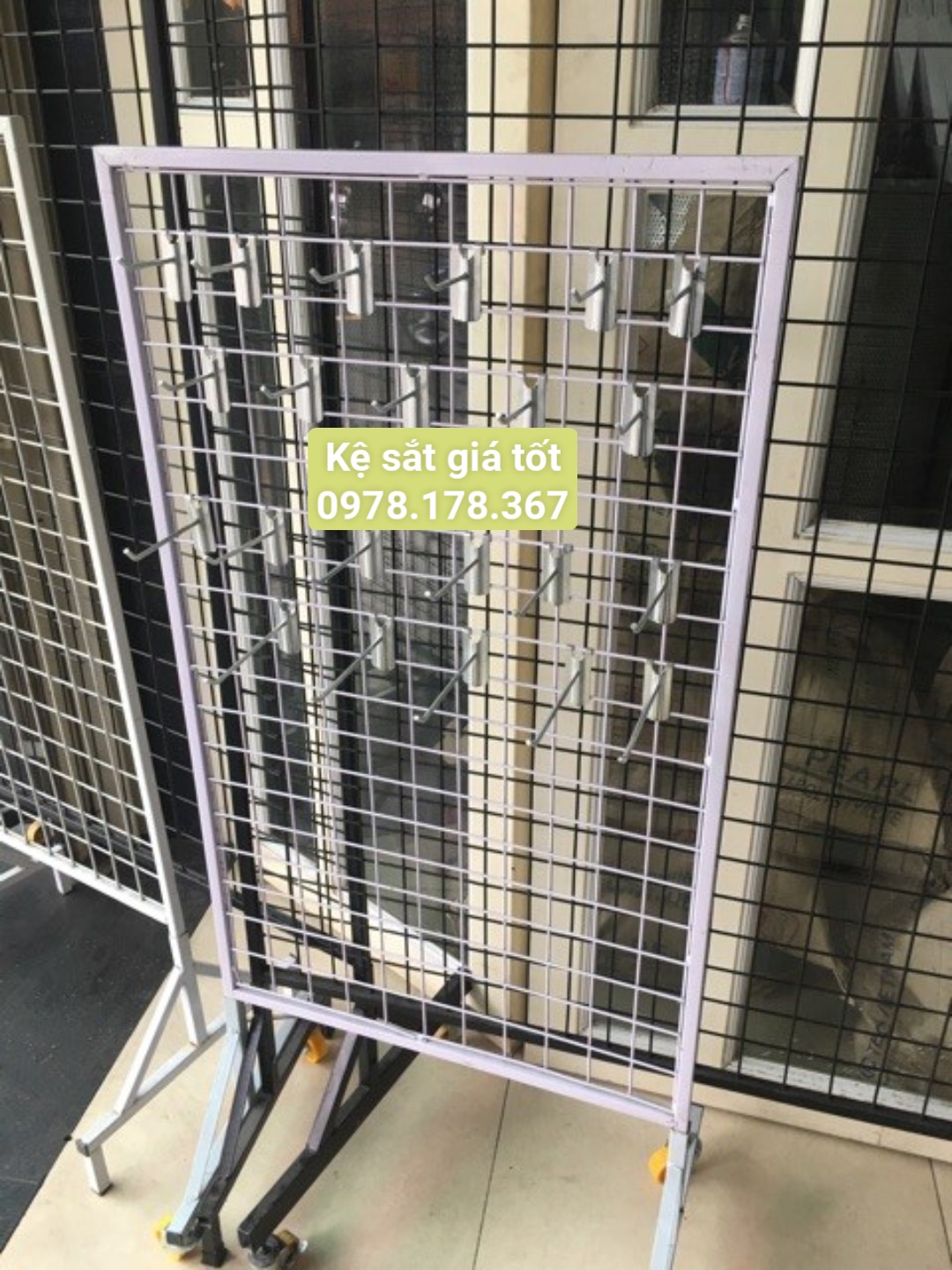 Khung lưới có chân treo phụ kiện cao cấp - 1.2mx60