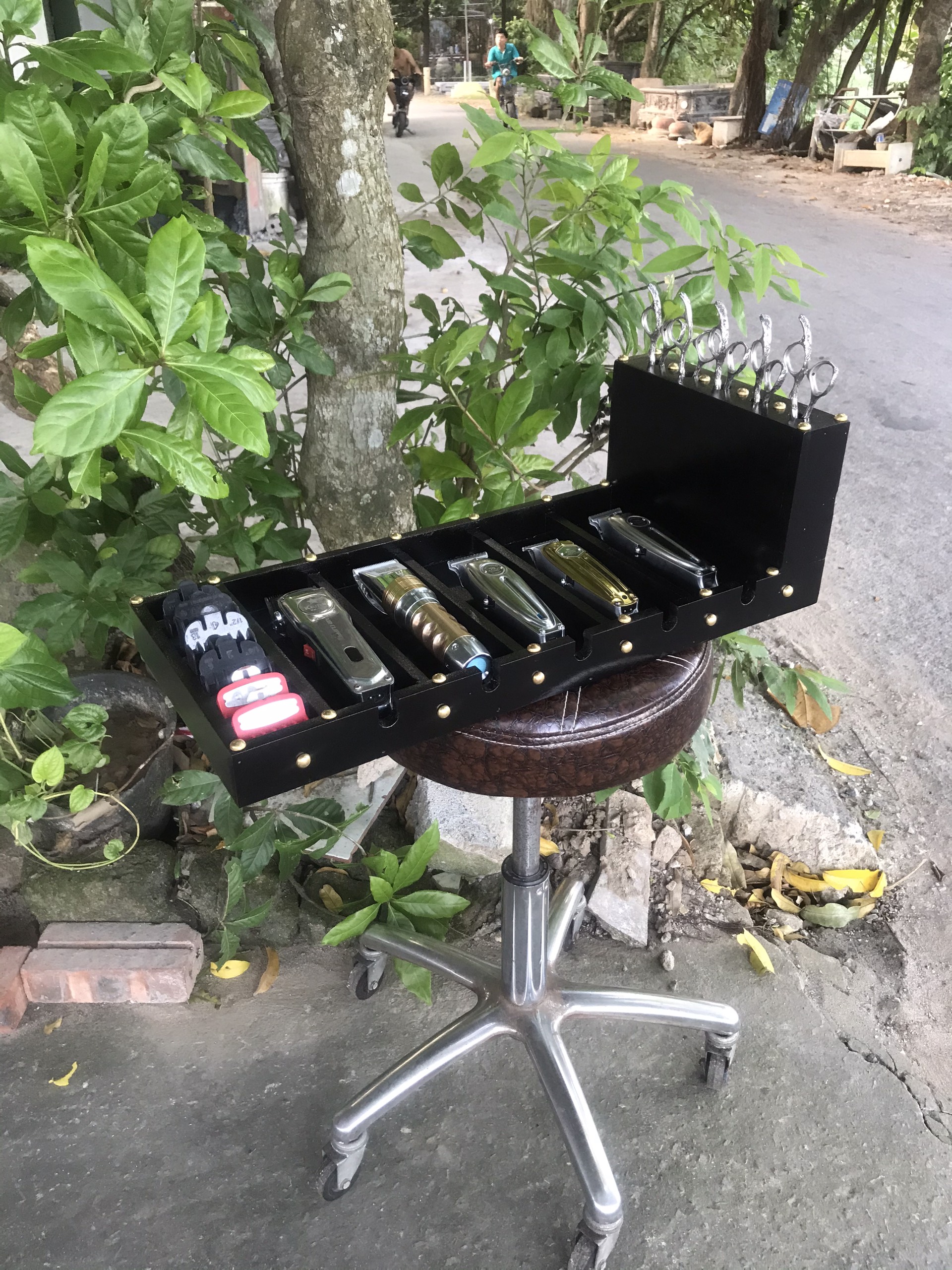 khay gỗ đựng tông đơ