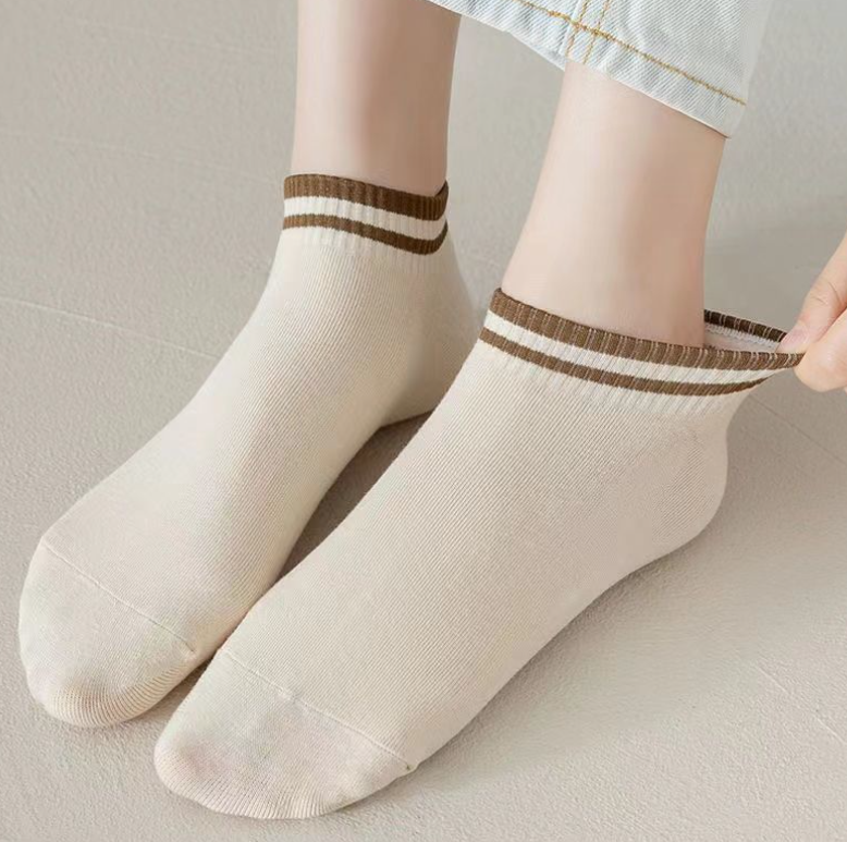 Set 10 Đôi Tất Nữ Ngắn Cổ Kẻ K1NC Siêu Đẹp