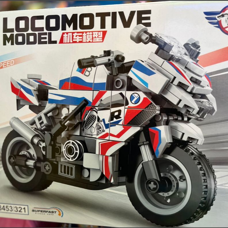 Lego lắp ráp xe đua cho bé