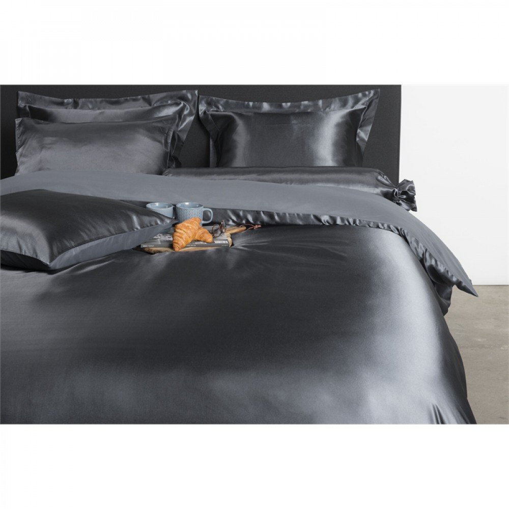 ( Lụa Loại 1) Bộ 4 Món Ga Gối Phi Lụa Màu Đen Cao Cấp Mềm Mại Lan Pham Bedding