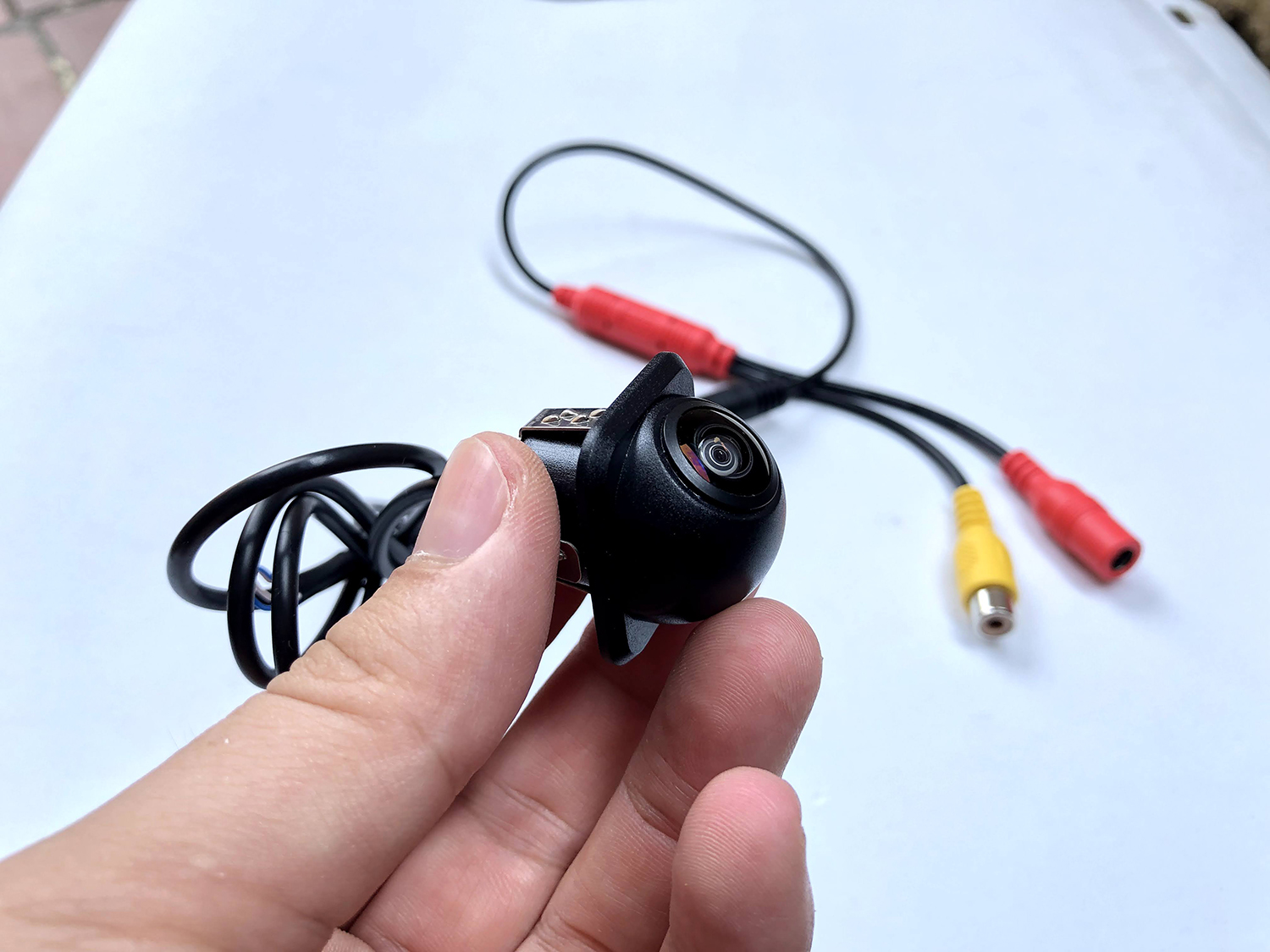 Camera cặp lề AHD, độ phân giải 720P, góc quay 160 độ
