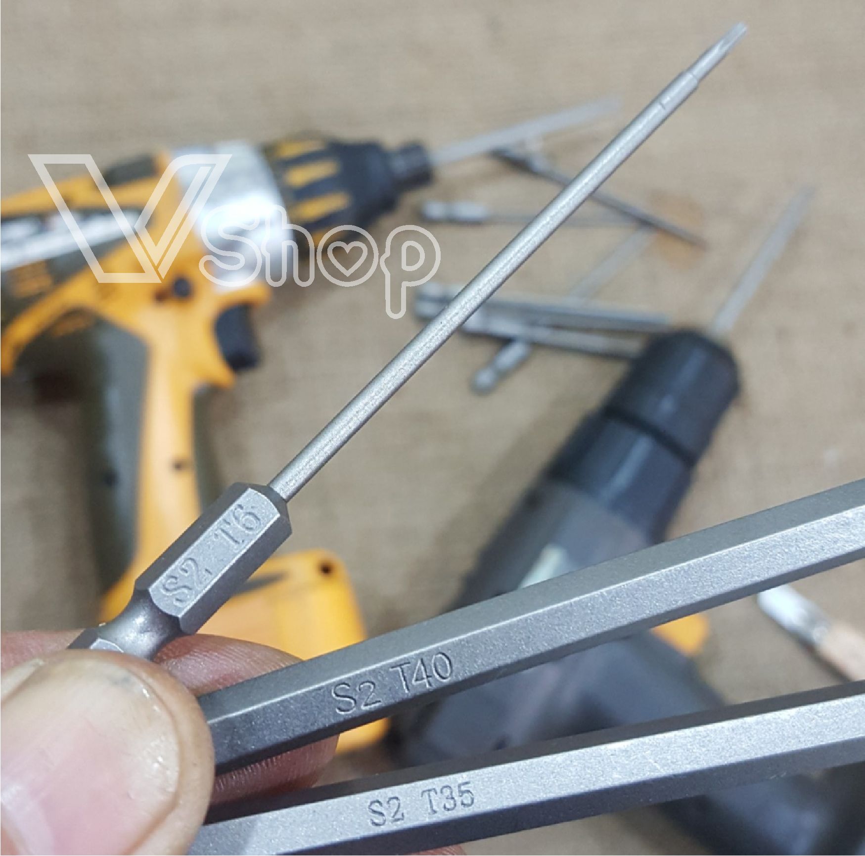 đầu mở ốc vít, dạng hoa thị. có lỗ. 7cm và 10cm