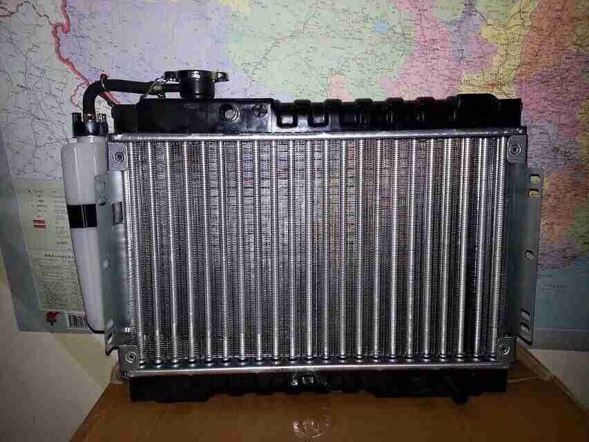 Két nước xe ba gác