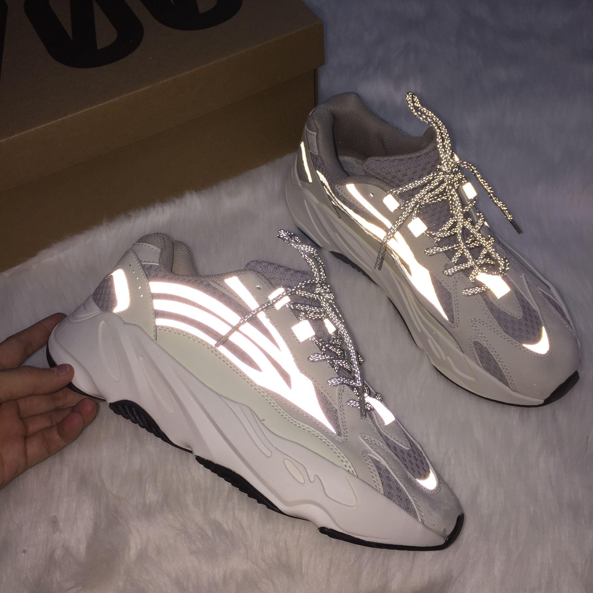 [Tặng Hộp & Tặng Tất] Giày Thể Thao Sneaker Yzy 700 Static Full Phản Quang - Nam Nữ