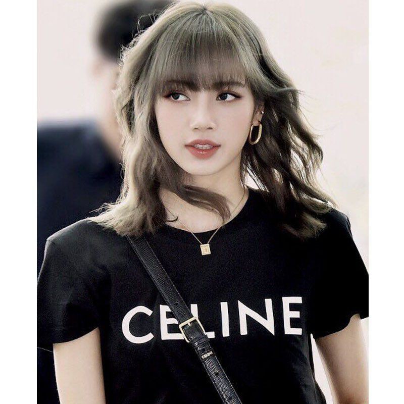 Áo Thun CELINAE giống Lisa và V