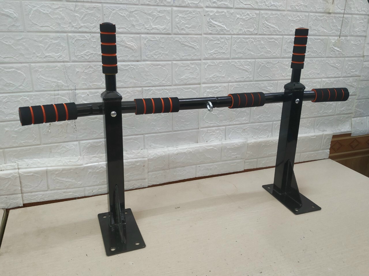 Xà đơn đa năng Wall pull up bar P90X.
