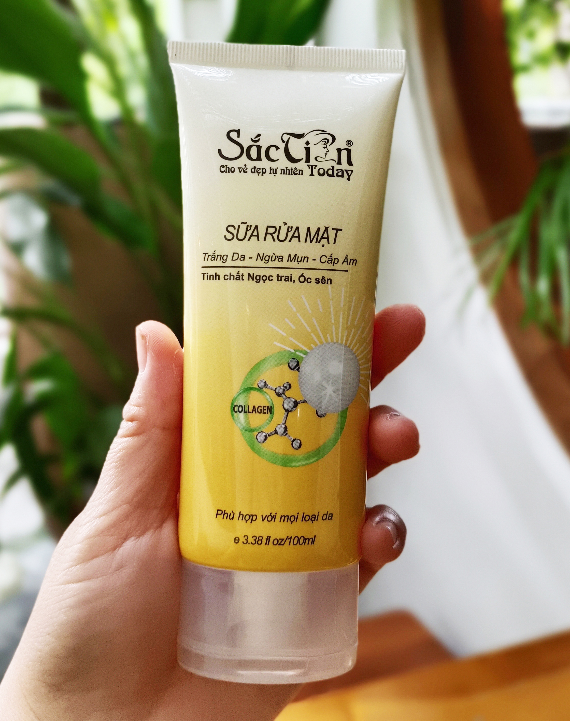 Sữa Rửa Mặt Trắng Da Sắc Tiên Today 100ml