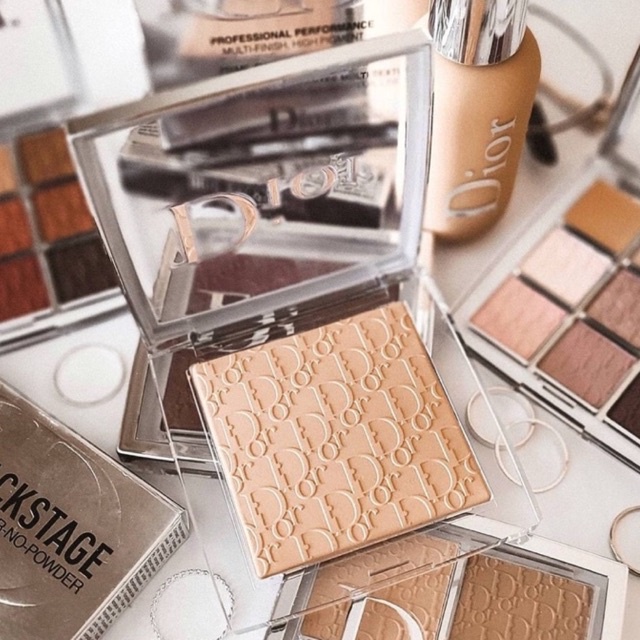 Phấn Phủ Dạng Nén Dior Backstage Face & Body Powder No Powder
